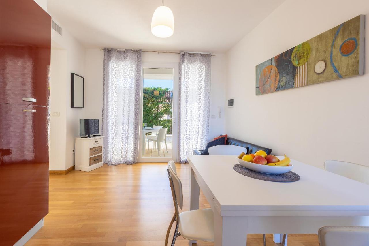 Aparthotel Residence Ludovica - Piscina Panoramica Vista Mare 산타 마리아 알 바뇨 외부 사진